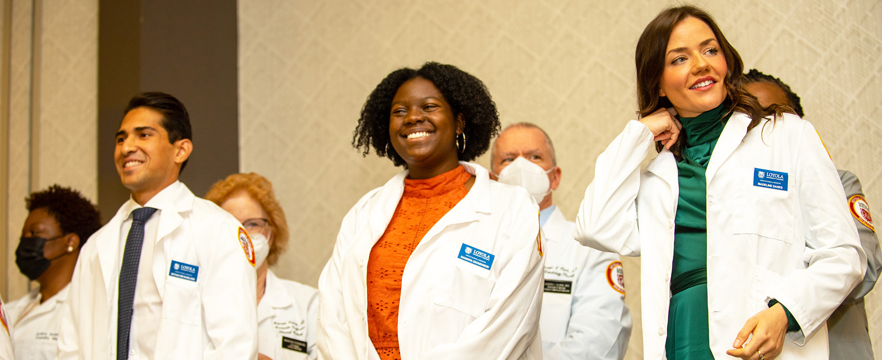 School of Medicine students white coat ceremony 2022